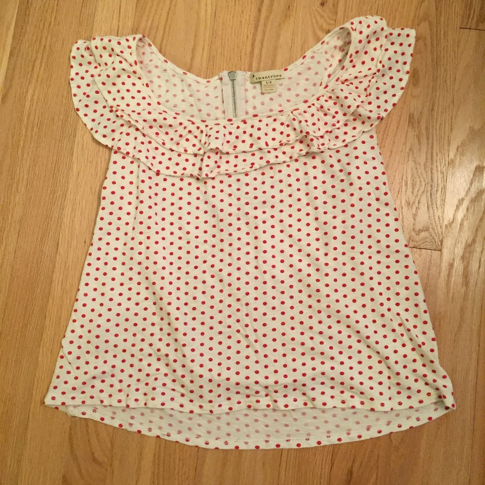 Forever 21 T-Shirt